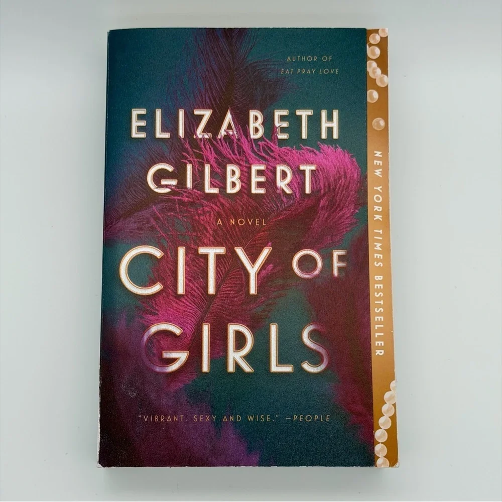City of Girls by Elizabeth Gilbert - Paperback - Picture 1 of 3